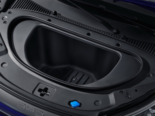 12、ATTO3_LHD_Interior_Front Trunk_download_JPG 4096px