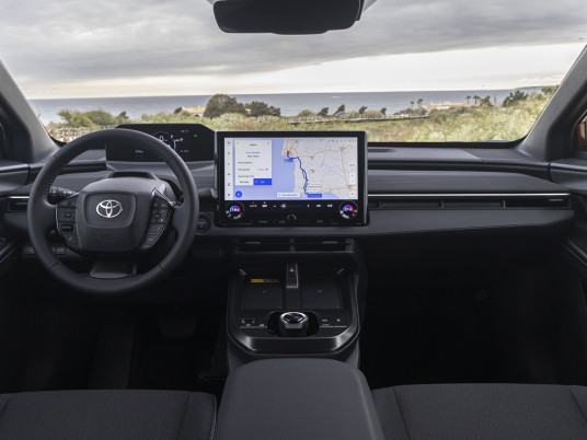 2026_Toyota CHR+_Metal_Oxide_Interior_001_ld