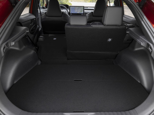 2026_Toyota CHR+_Metal_Oxide_Interior_027_ld