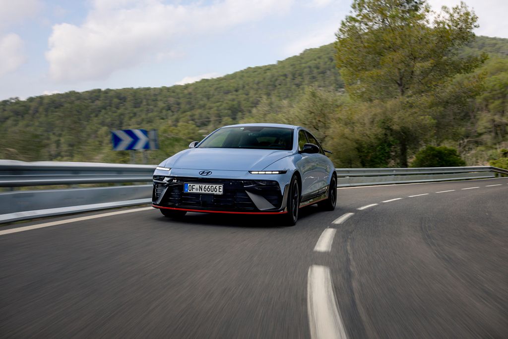 hyundai-ioniq-6-n-driving-experience-road-23