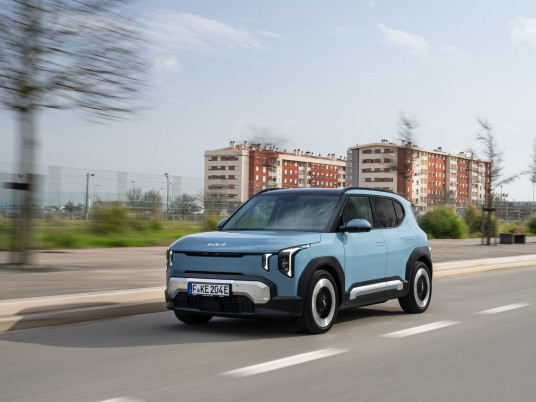 kia-ev2-base-line-frost-blue-dynamic-digital-1920x1080-009