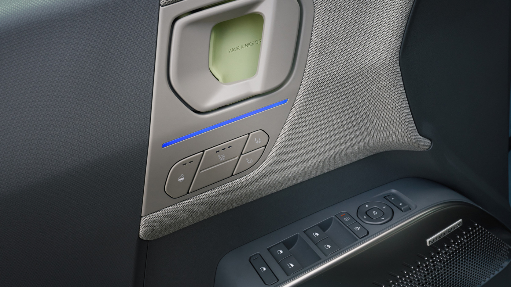 kia-ev2-base-line-frost-blue-interior-4-seater-digital-1920x1080-004