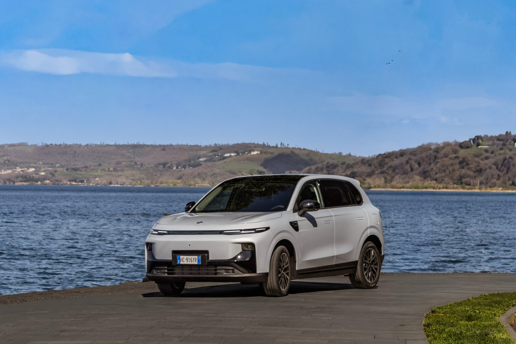 LeapmotorB10_HYBRID-4