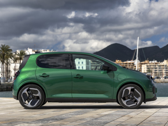 Twingo-Vert_Statique©ThomasCortesi-11
