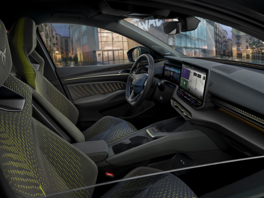 09_CUPRA Raval Manganese Matt_ld