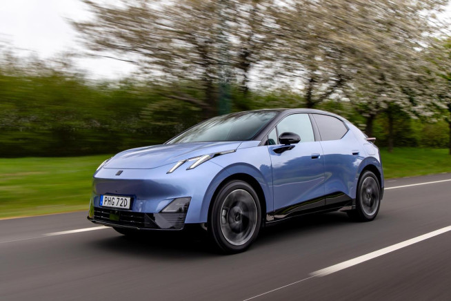 LynkCo-02-electrique-001