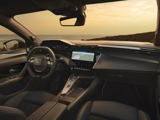 PEUGEOT_E408_2601CV_408_FR