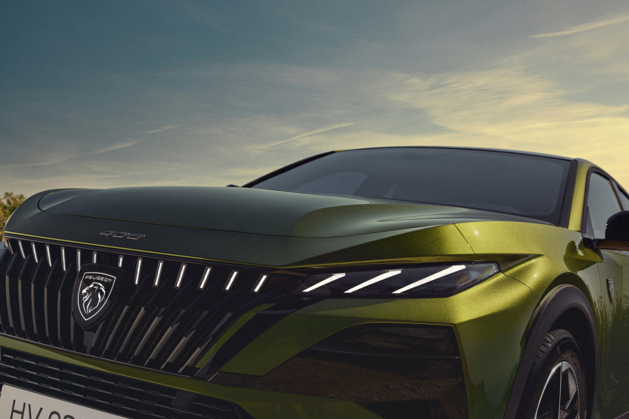 PEUGEOT_E408_2601GG_305_FR