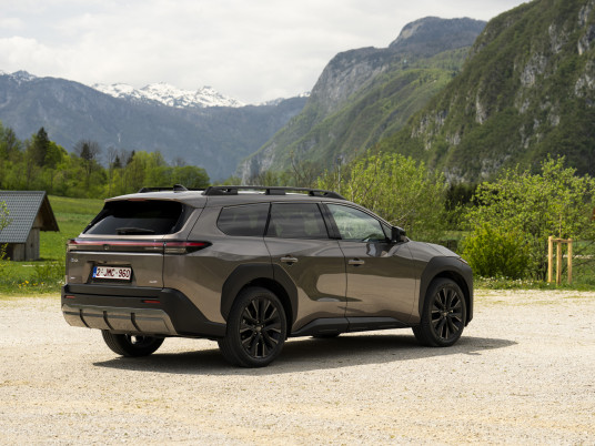 2026_Toyota bZ4X Touring_AWD_Brilliant Bronze Metallic_static_005
