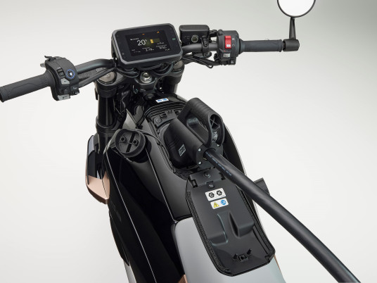 26YM Honda WN7