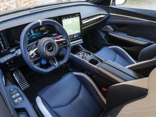 _A390GTS_Gris-Tonnerre-Mat_097_ld