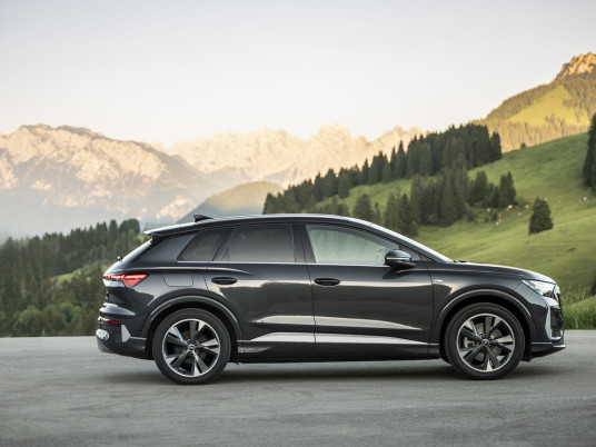 Audi Q4 111
