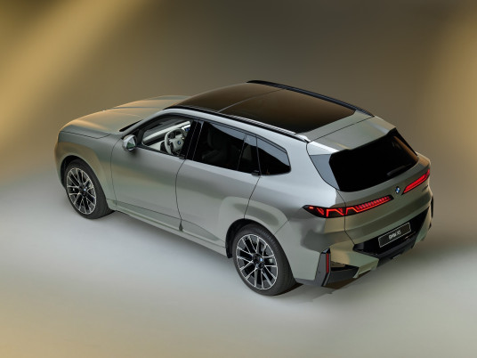 P90646038_lowRes_bmw-ix5-60-xdrive-06