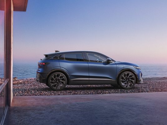 RENAULT MEGANE E-TECH ELECTRIC (BCB)