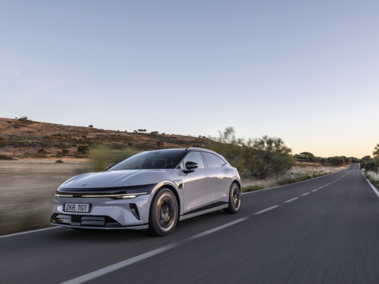 Zeekr7GT_GlacierSilver_ 0045JPG