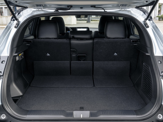 2026_Toyota Urban Cruiser Graphite Grey FWD_Interior and Details_020_ld