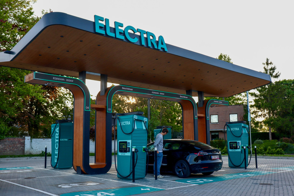 Electra_100ste-laadstation_Wetteren_Electraline_2