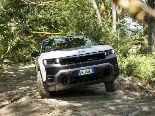 Jeep Compass- (12)
