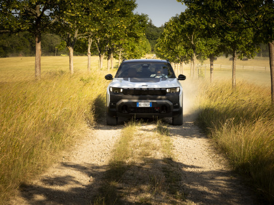 Jeep Compass- (2)