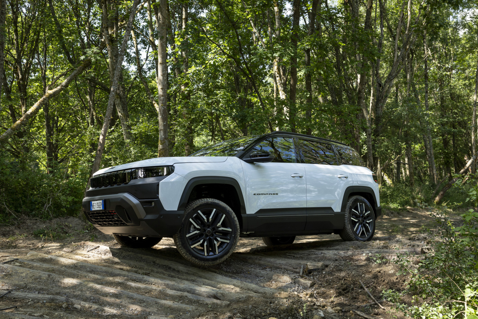 Jeep Compass- (3)