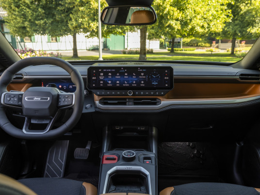 Jeep Compass- (36)