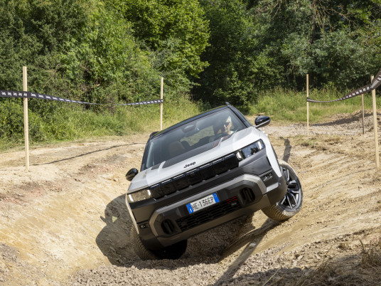 Jeep Compass- (4)