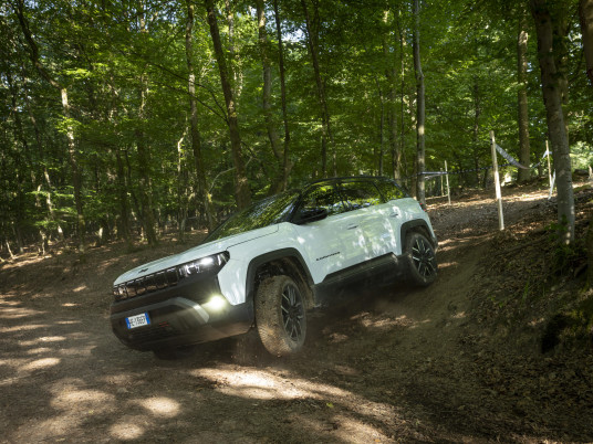 Jeep Compass- (9)