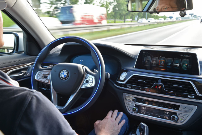 Vision_of_the_future_-_autonomous_driving
