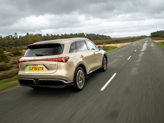 MGS6 EV Luxury Dual Motor photo