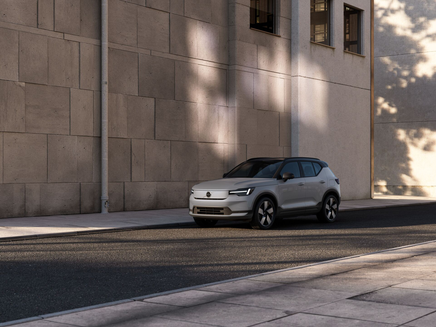 Hero1_The_New_Volvo_EX40_Exterior_3QFront