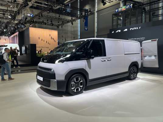 KIA PV7 CARGO 2