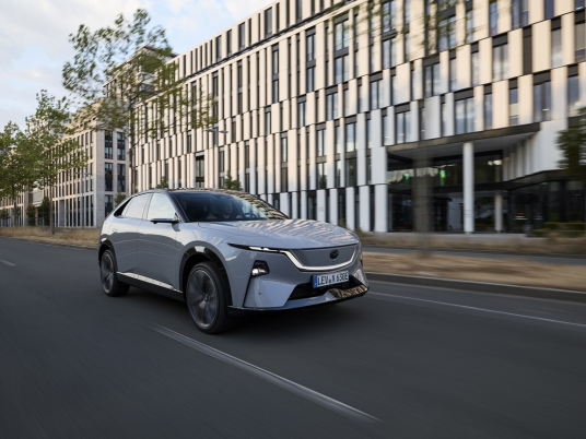 mazda_cx-6e_germany_slp_ag_act_16_highres_ld
