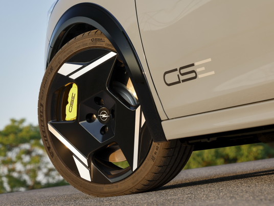 Opel Corsa GSE link2fleet ld 4