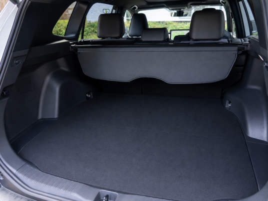 Suzuki Across 2026 PHEV Interieur 0031