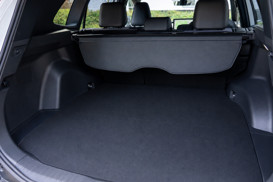 Suzuki Across 2026 PHEV Interieur 0031