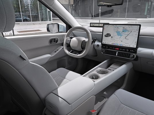 Ioniq3_126