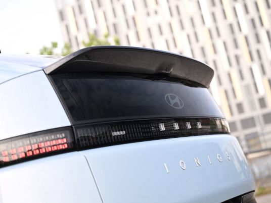 Ioniq3_155