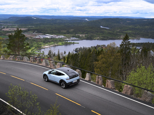 Ioniq3_255