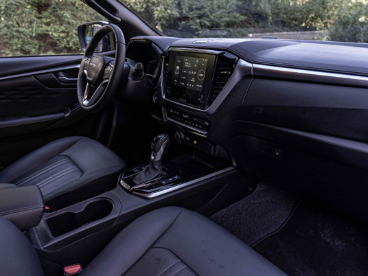 Isuzu D-Max 2027 Interieur 0008