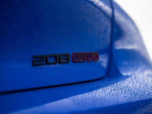 PEUGEOT_E208GTITESTDRIVE_3616 (Petite)